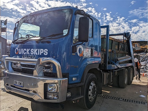 Quick-Skip-Truck-at-Depot3